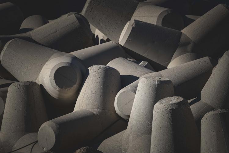 photo 1726059808669 5d01ec1688e7cropentropycstinysrgbfitmaxfmjpgixidM3wxNDA1NTd8MHwxfHNlYXJjaHw4MHx8cGxhc3RpYyUyMGVsZW1lbnRzJTIwZm9yJTIwaW5kdXN0cnl8ZW58MXwwfHx8MTc3MzM0ODUwN3wwixlibrb 4.1.0q80w1080